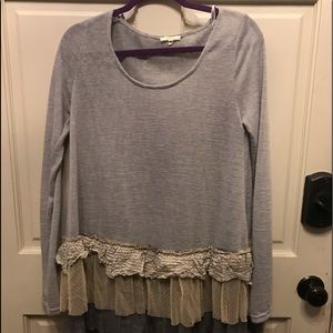 Cute top with ruffles on the bottom